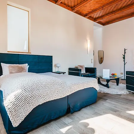 SCHLOSS RANZOW - kleines Romantik Hotel - Wellness - Golfplatz - Hochzeiten&Feiern-2